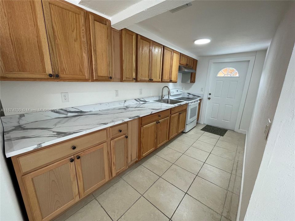 For Rent: $6,000 (5 beds, 3 baths, 2248 Square Feet)