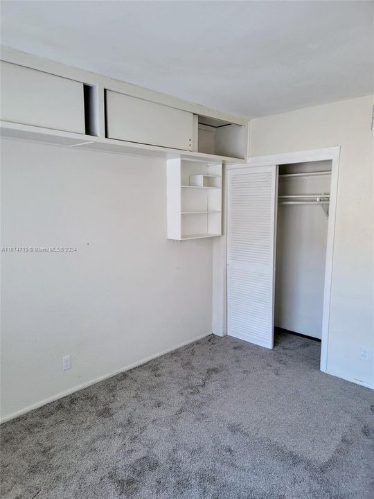 For Sale: $129,000 (2 beds, 2 baths, 950 Square Feet)