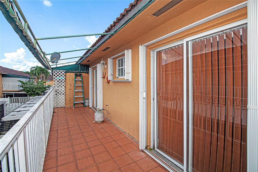 En Venta: $360,000 (2 camas, 2 baños, 0 Pies cuadrados)