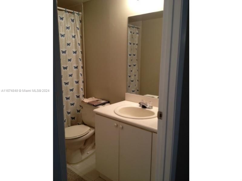 For Rent: $2,100 (2 beds, 2 baths, 1113 Square Feet)