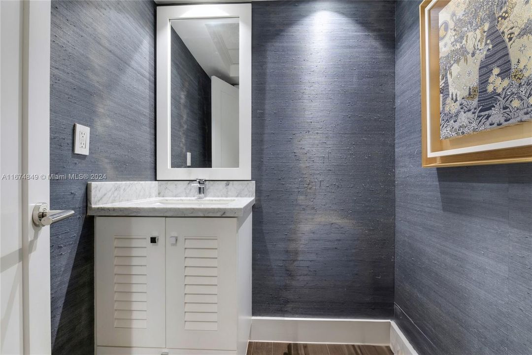 Недавно арендовано: $3,250 (1 спален, 1 ванн, 910 Квадратных фут)