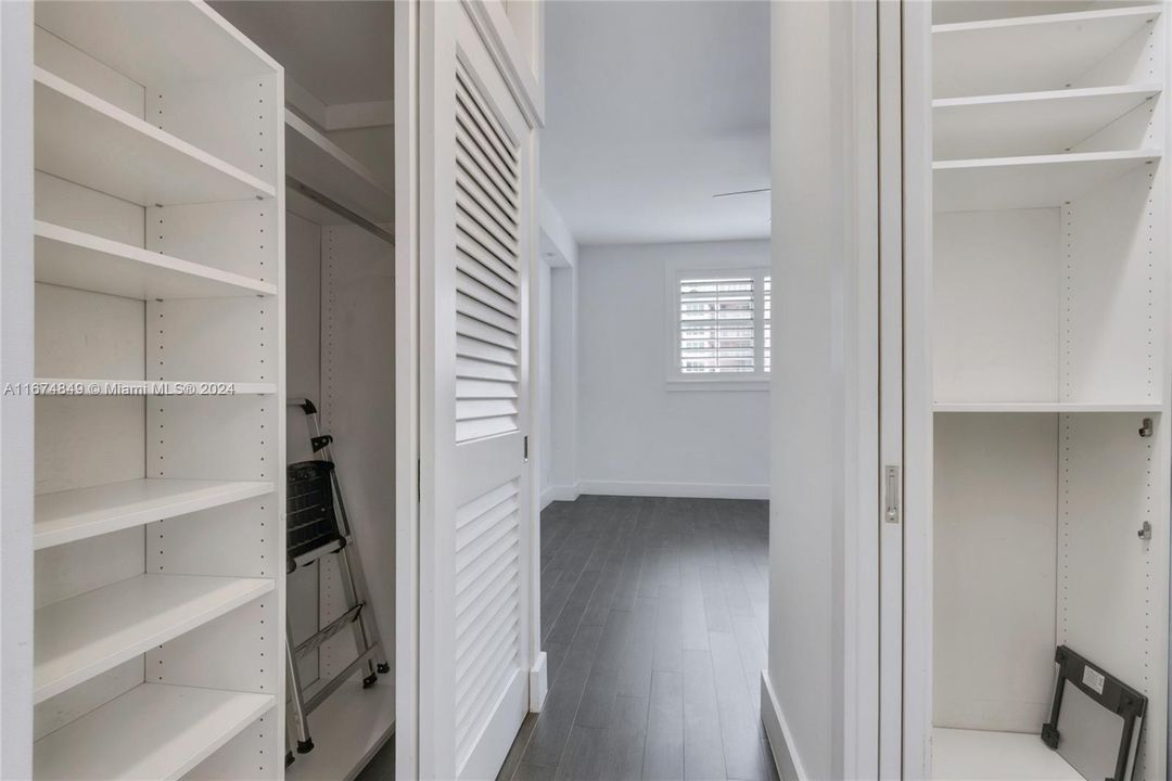 Недавно арендовано: $3,250 (1 спален, 1 ванн, 910 Квадратных фут)