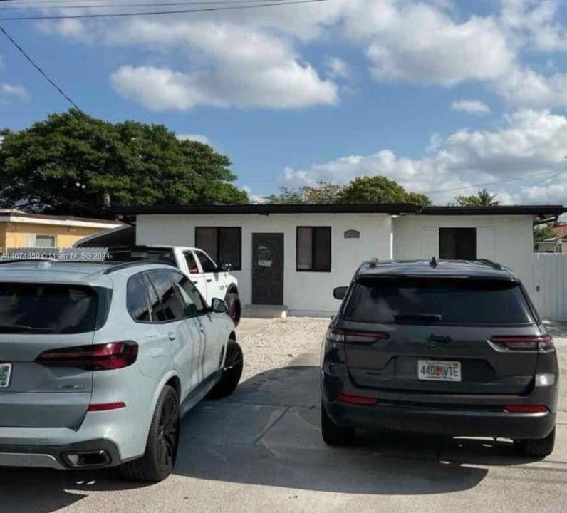 En Venta: $1,295,000 (0 camas, 0 baños, 2490 Pies cuadrados)