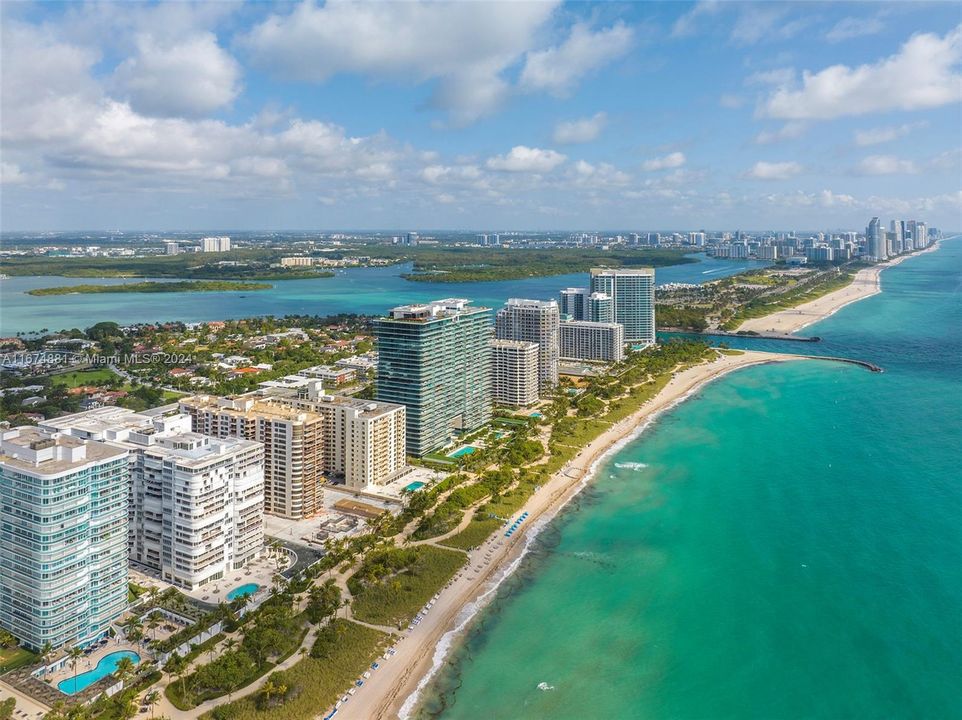 For Sale: $1,350,000 (2 beds, 2 baths, 1967 Square Feet)