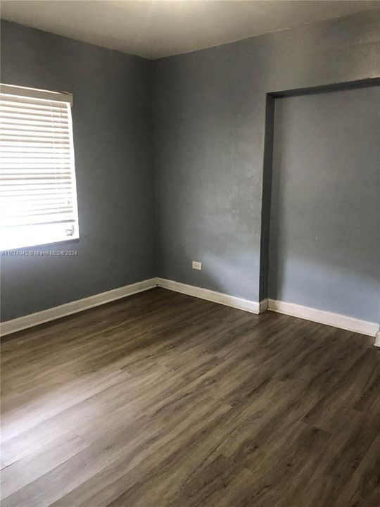 For Rent: $3,500 (3 beds, 2 baths, 3196 Square Feet)