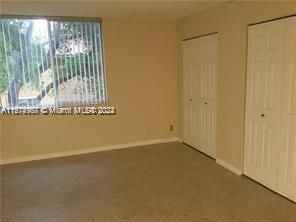 For Rent: $1,800 (1 beds, 1 baths, 734 Square Feet)