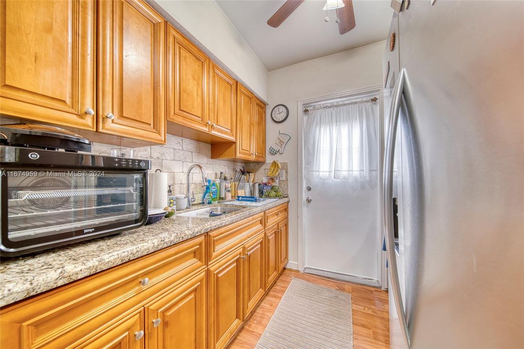 Active With Contract: $600,000 (0 beds, 0 baths, 1336 Square Feet)