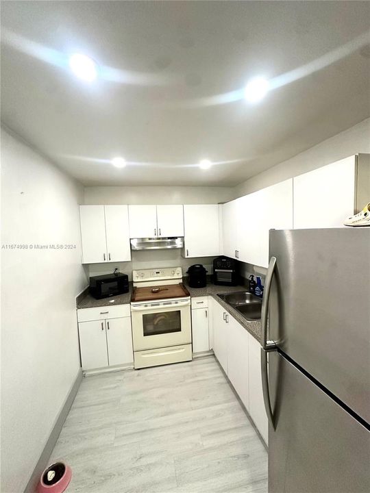 En Venta: $249,000 (2 camas, 2 baños, 996 Pies cuadrados)