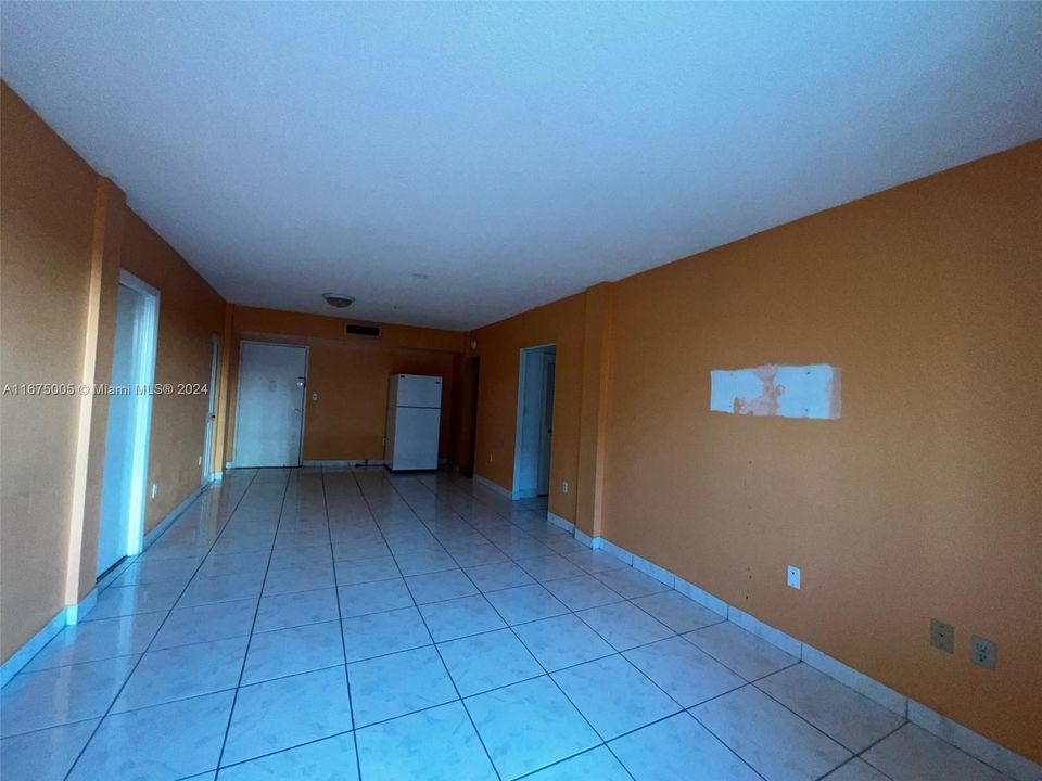 En Venta: $235,000 (2 camas, 2 baños, 902 Pies cuadrados)