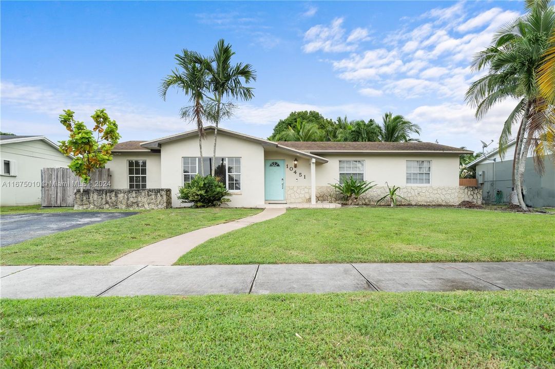 For Sale: $749,900 (3 beds, 2 baths, 0 Square Feet)