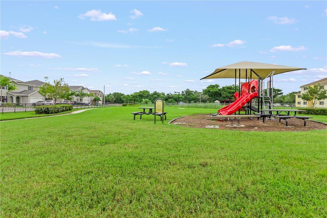 For Sale: $500,000 (3 beds, 2 baths, 0 Square Feet)