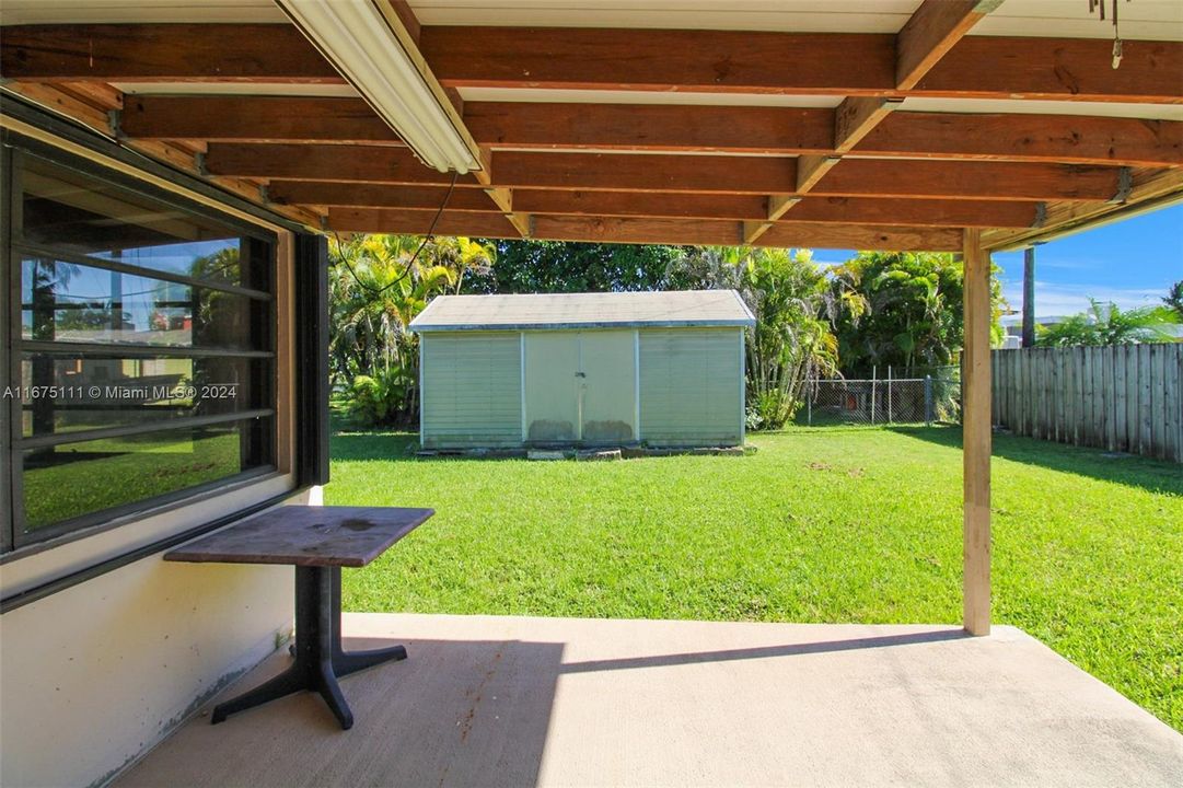 Covered patio off the flex room