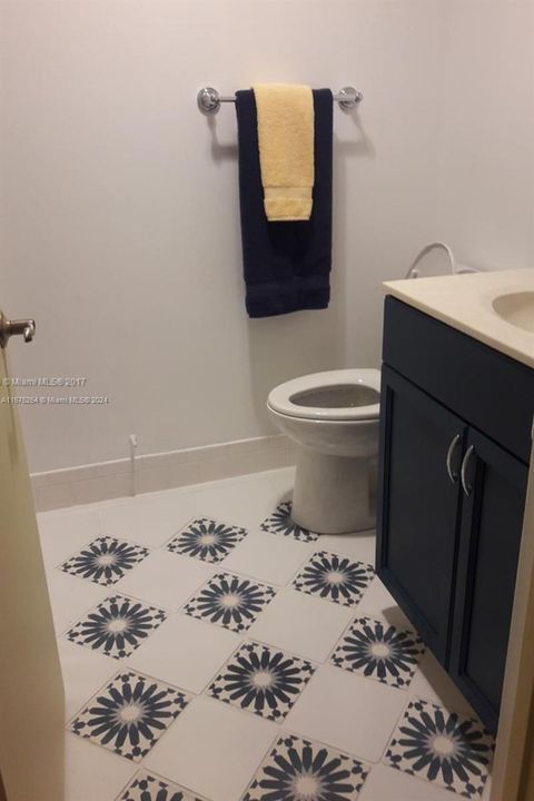 Guest Bathroom