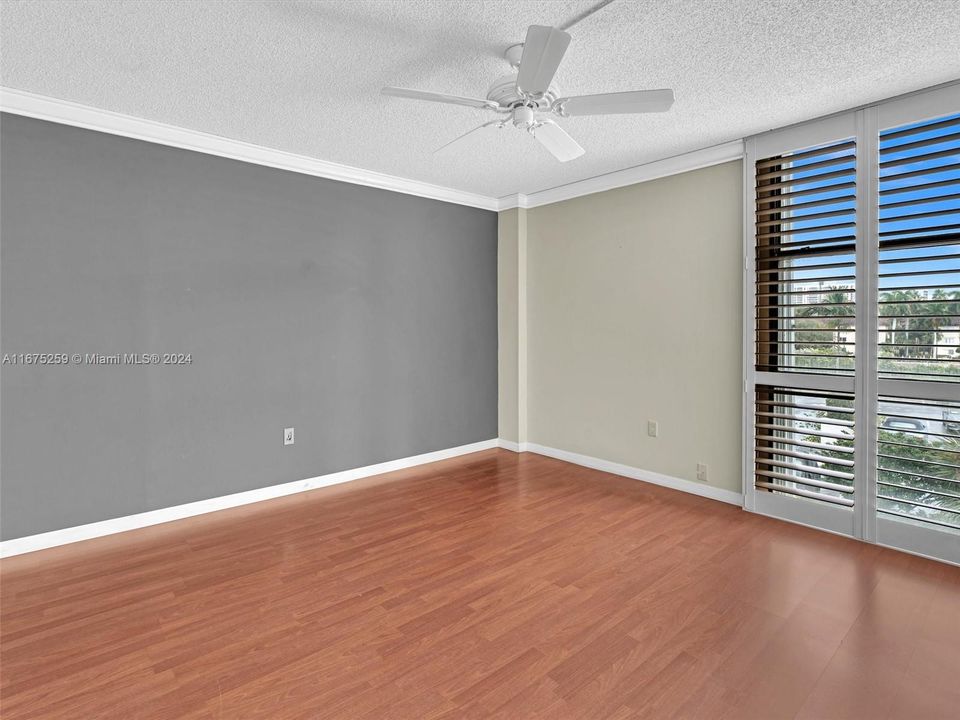 For Sale: $315,000 (2 beds, 2 baths, 1143 Square Feet)