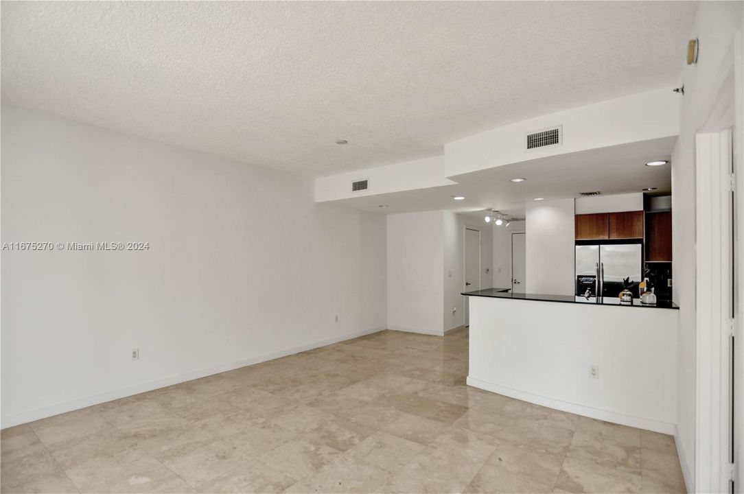 Living Dining Area