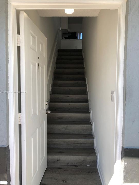 Private Entrance to Access stairs to unit