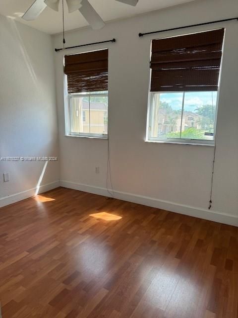 For Rent: $3,200 (4 beds, 2 baths, 1793 Square Feet)