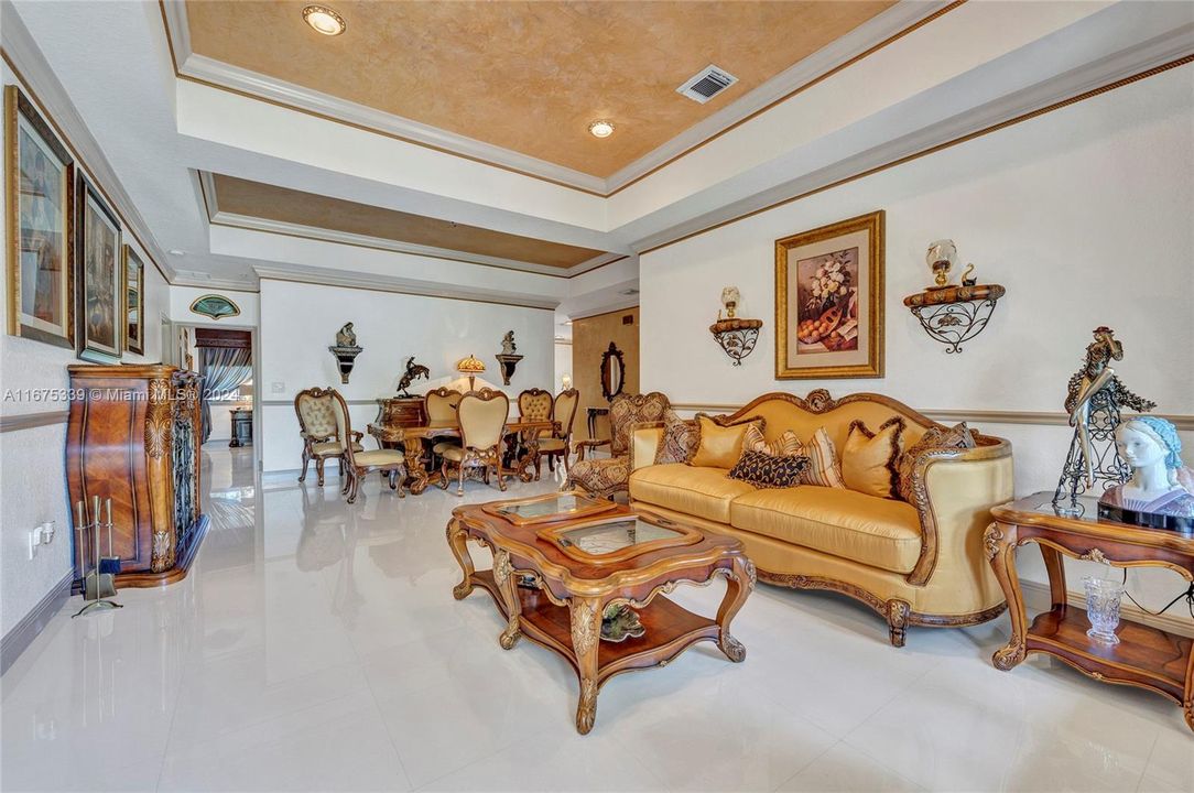 For Sale: $650,000 (4 beds, 3 baths, 1857 Square Feet)