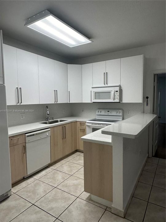 For Rent: $2,750 (3 beds, 2 baths, 1330 Square Feet)