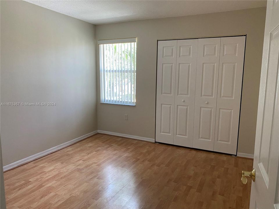 For Rent: $2,100 (2 beds, 2 baths, 970 Square Feet)