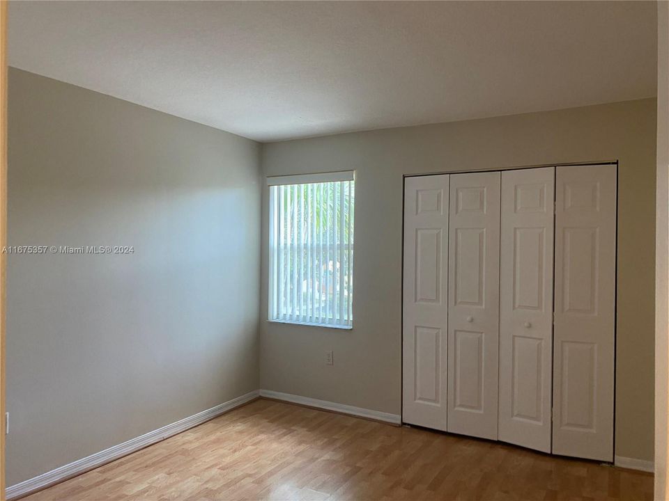 For Rent: $2,100 (2 beds, 2 baths, 970 Square Feet)