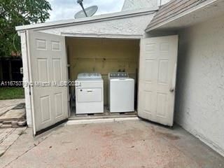 For Rent: $2,900 (3 beds, 2 baths, 1440 Square Feet)