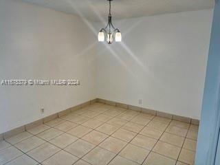 For Rent: $2,900 (3 beds, 2 baths, 1440 Square Feet)