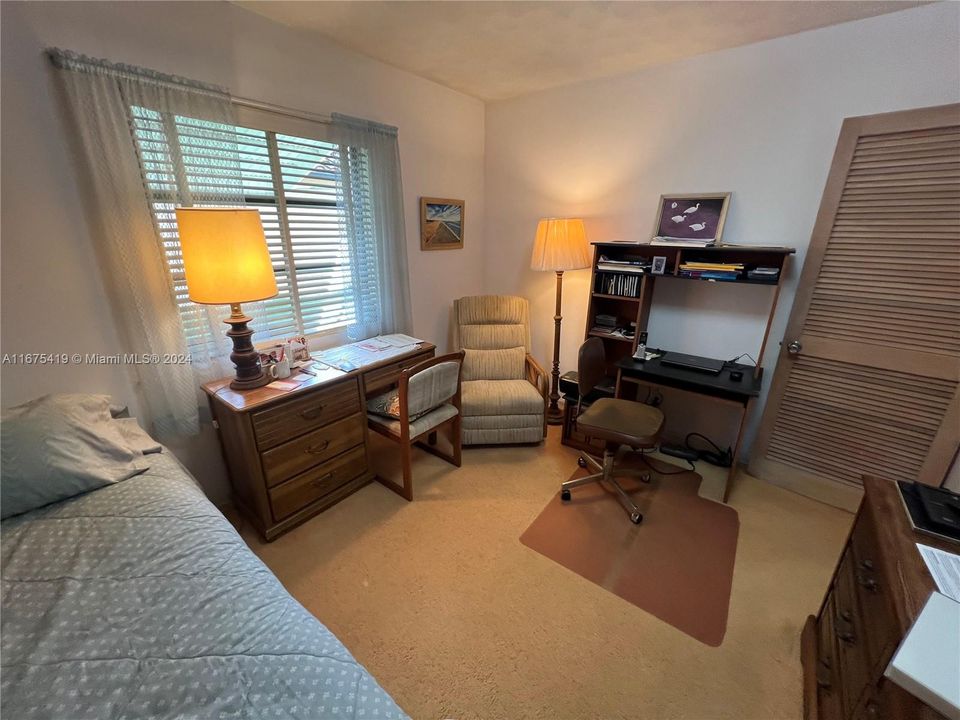 3rd Bedroom /office/den