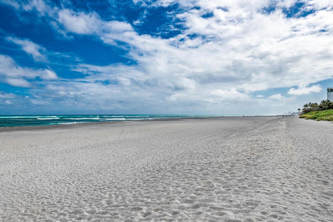 Ocean Trail Beach looking South