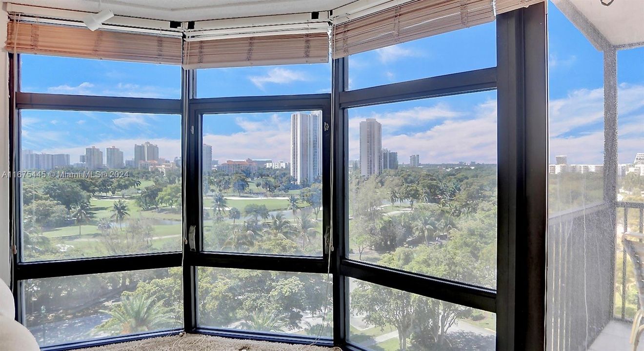 En Venta: $240,000 (2 camas, 2 baños, 1096 Pies cuadrados)