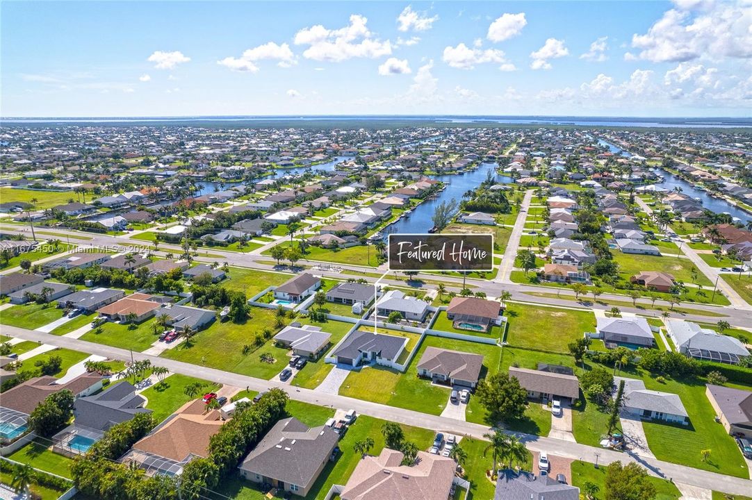 For Sale: $597,000 (3 beds, 2 baths, 1869 Square Feet)