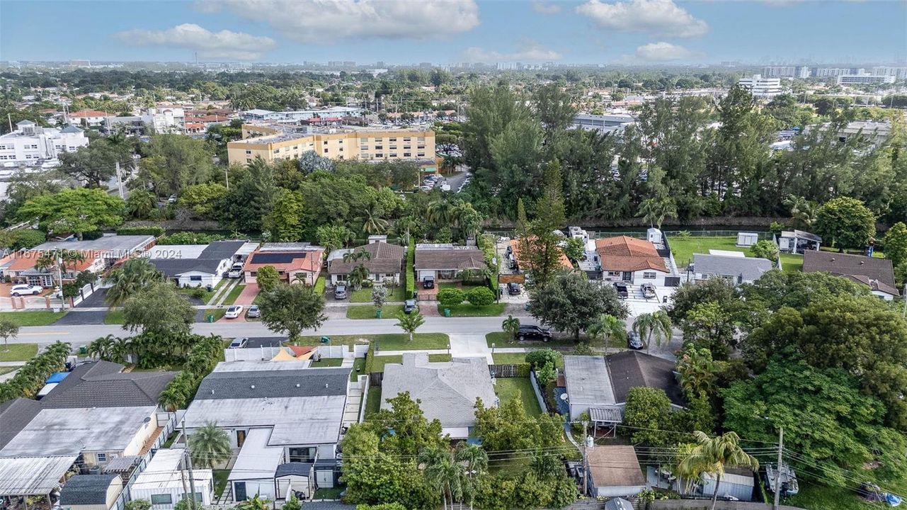 For Sale: $779,000 (3 beds, 2 baths, 1447 Square Feet)