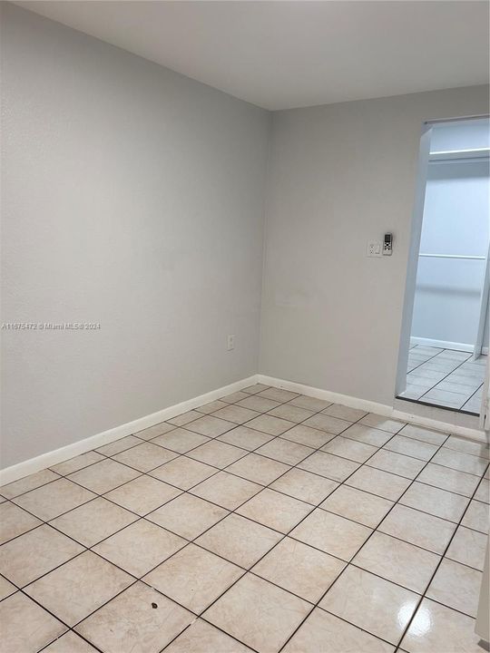 For Rent: $2,300 (2 beds, 1 baths, 1783 Square Feet)