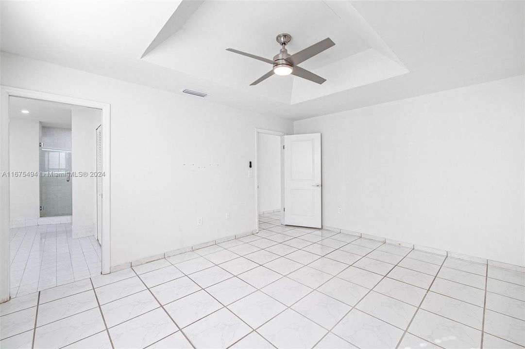 For Rent: $4,000 (3 beds, 2 baths, 1934 Square Feet)