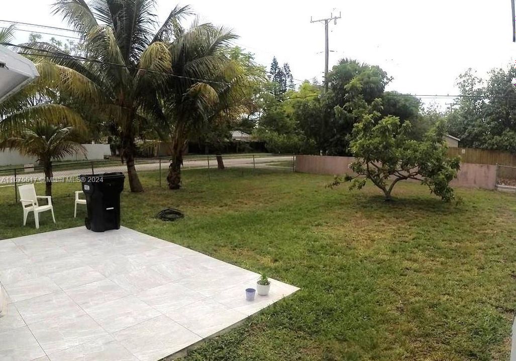 En Venta: $690,000 (3 camas, 2 baños, 866 Pies cuadrados)