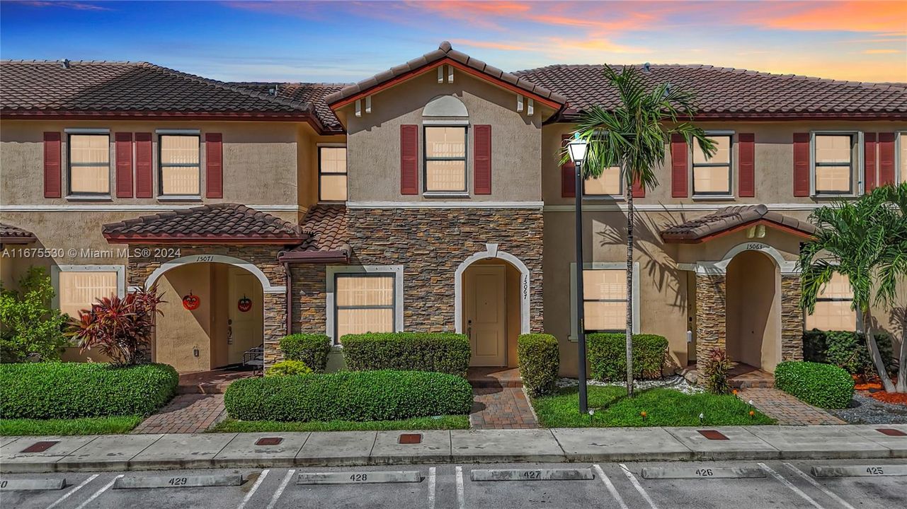 For Sale: $510,000 (3 beds, 2 baths, 1506 Square Feet)