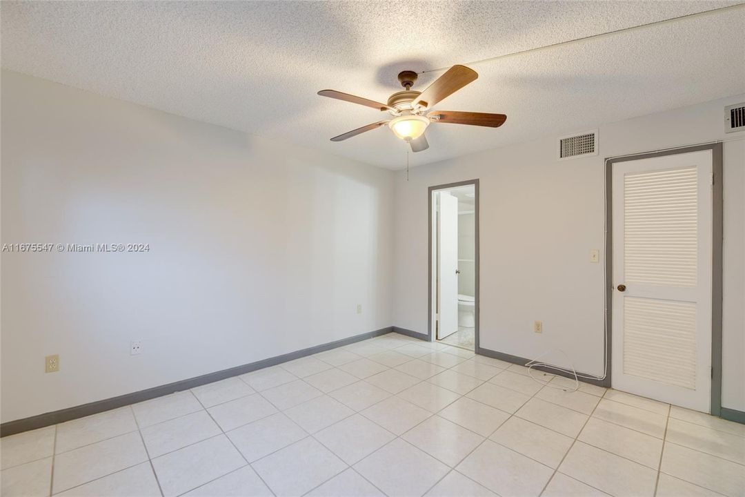 For Rent: $1,795 (2 beds, 2 baths, 850 Square Feet)