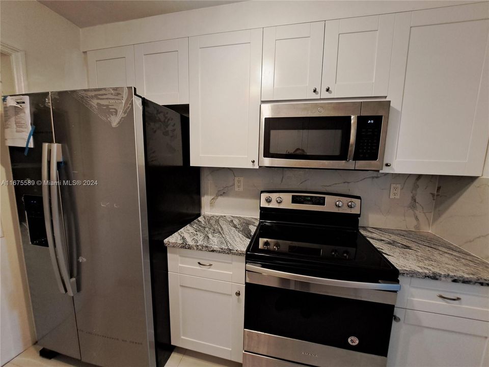 Brand New Kitchen and new refrigerator