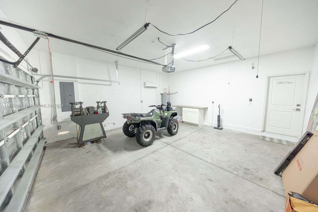 Recientemente alquilado: $4,200 (4 camas, 2 baños, 1799 Pies cuadrados)