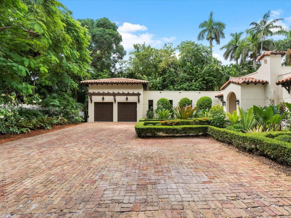 For Sale: $7,500,000 (5 beds, 4 baths, 0 Square Feet)