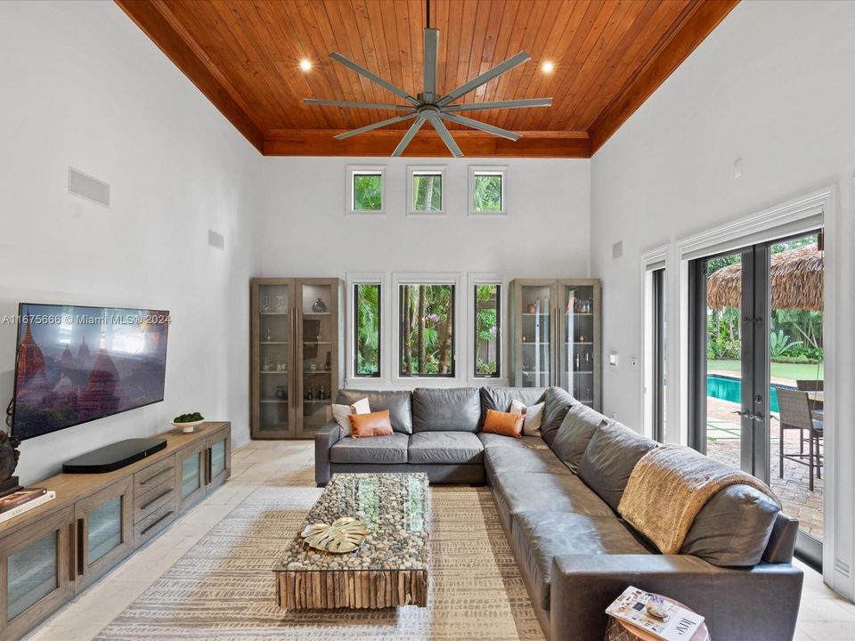 For Sale: $7,500,000 (5 beds, 4 baths, 0 Square Feet)