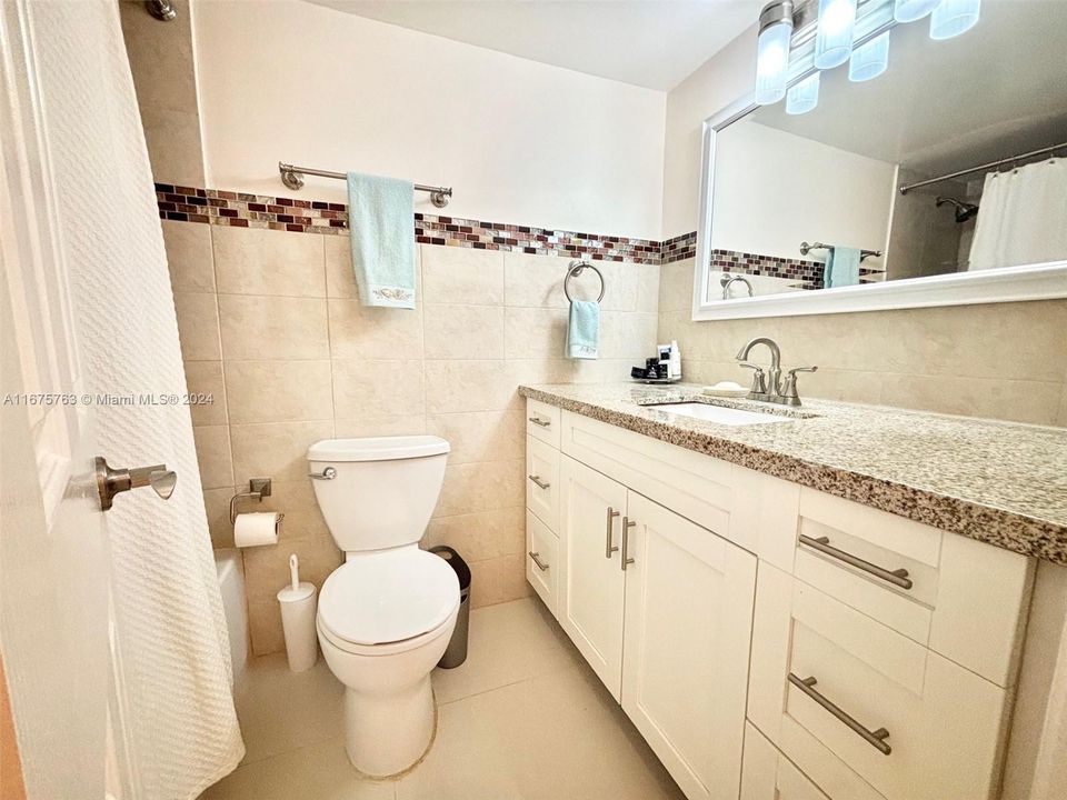 For Sale: $399,900 (2 beds, 2 baths, 1150 Square Feet)