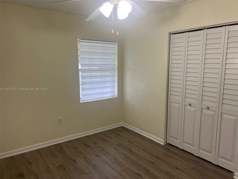 For Sale: $379,000 (2 beds, 1 baths, 780 Square Feet)