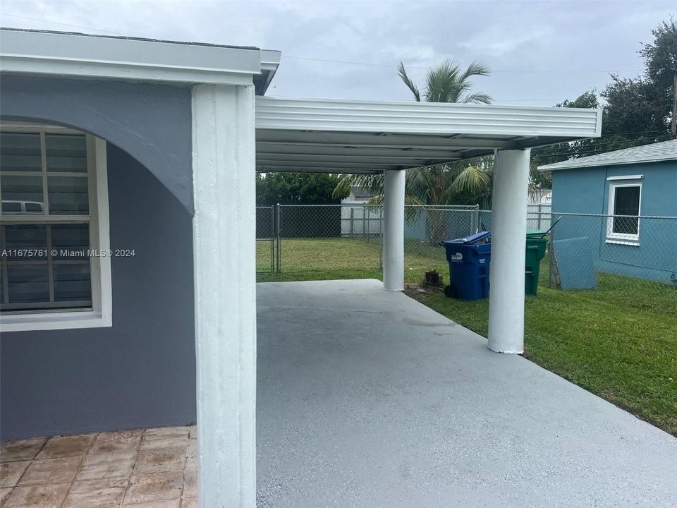 Carport