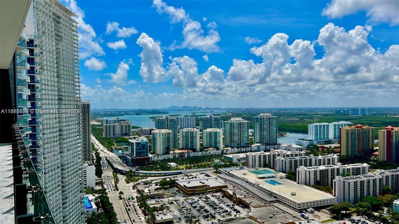 For Sale: $3,300,000 (2 beds, 2 baths, 2042 Square Feet)