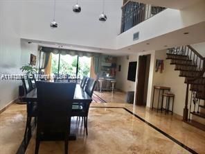 En Venta: $1,090,000 (3 camas, 2 baños, 2265 Pies cuadrados)