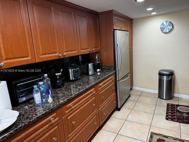 For Rent: $5,500 (2 beds, 2 baths, 1550 Square Feet)