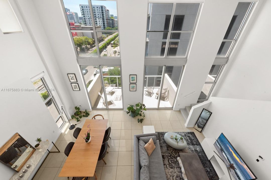 For Sale: $762,000 (1 beds, 1 baths, 1411 Square Feet)