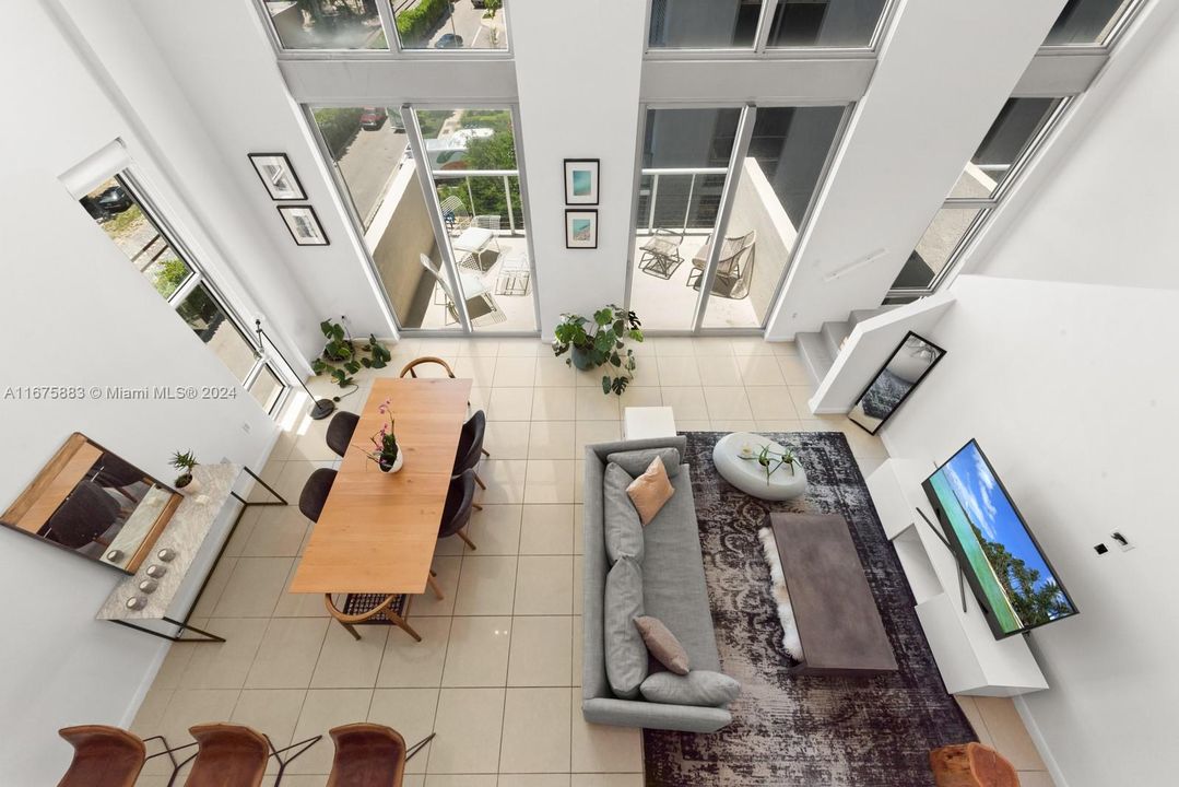 For Sale: $762,000 (1 beds, 1 baths, 1411 Square Feet)