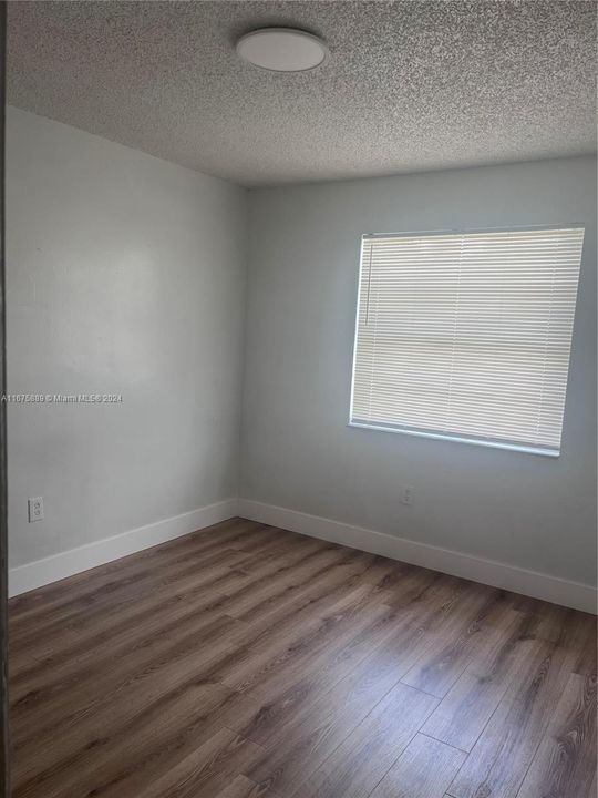 For Rent: $2,975 (3 beds, 2 baths, 1086 Square Feet)